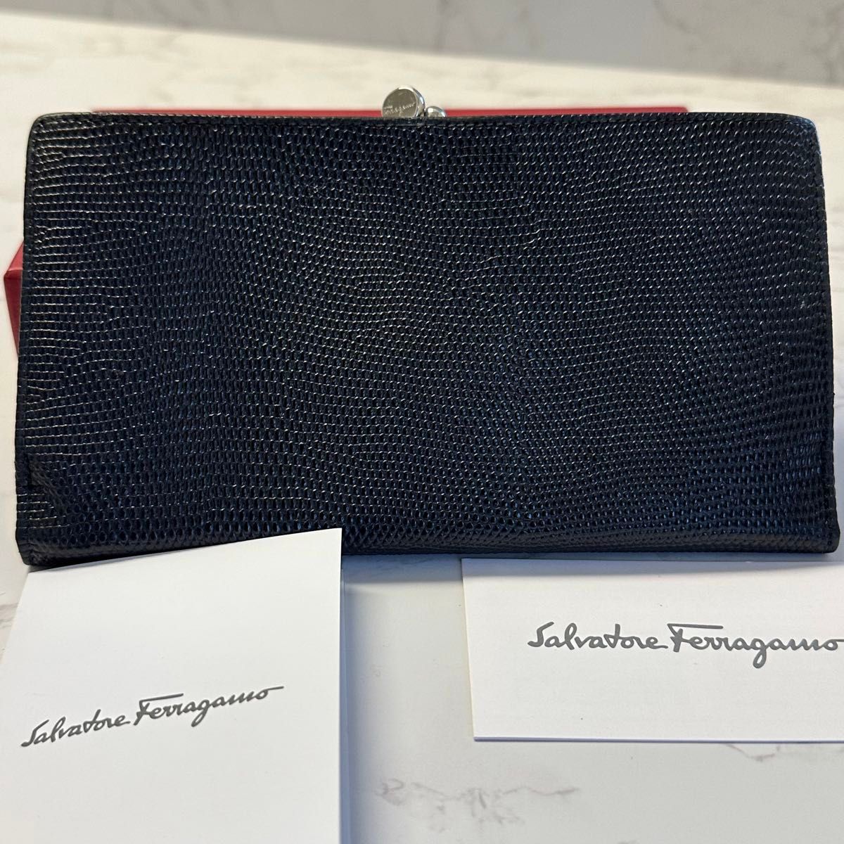 新品同様 サルヴァトーレフェラガモ Salvatore Ferragamo 財布 新品同様 サルヴァトーレフェラガモ Salvatore Ferragamo 財布