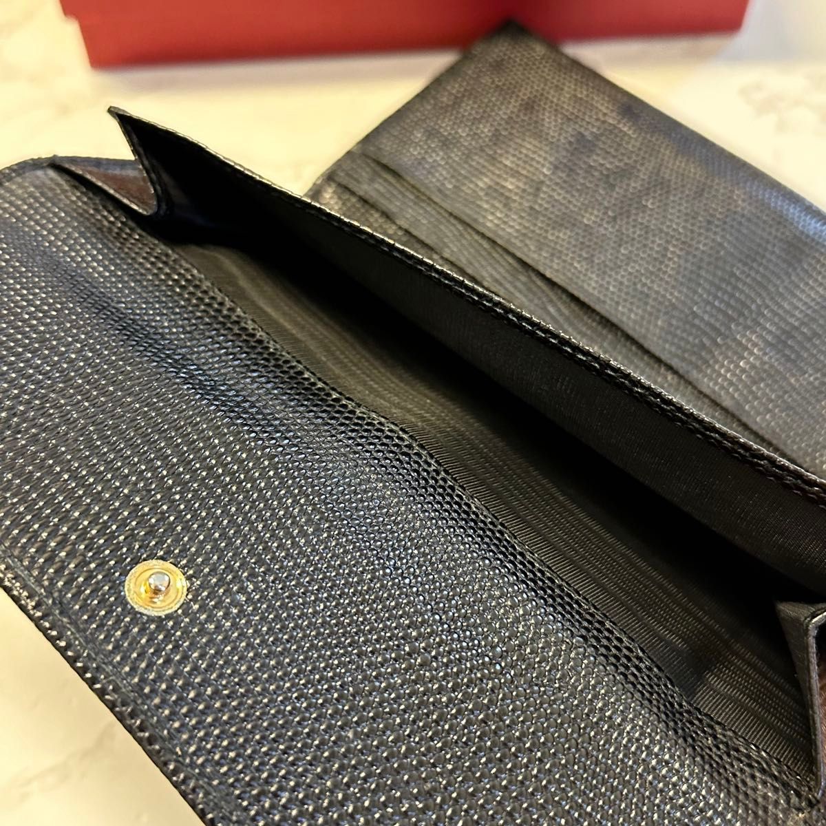 新品同様 サルヴァトーレフェラガモ Salvatore Ferragamo 財布 新品同様 サルヴァトーレフェラガモ Salvatore Ferragamo 財布