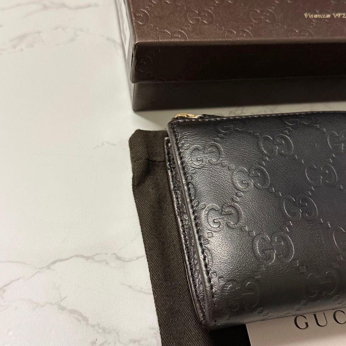 新品同様！ グッチ GUCCI 財布 長財布 シマレザー　L字ファスナー