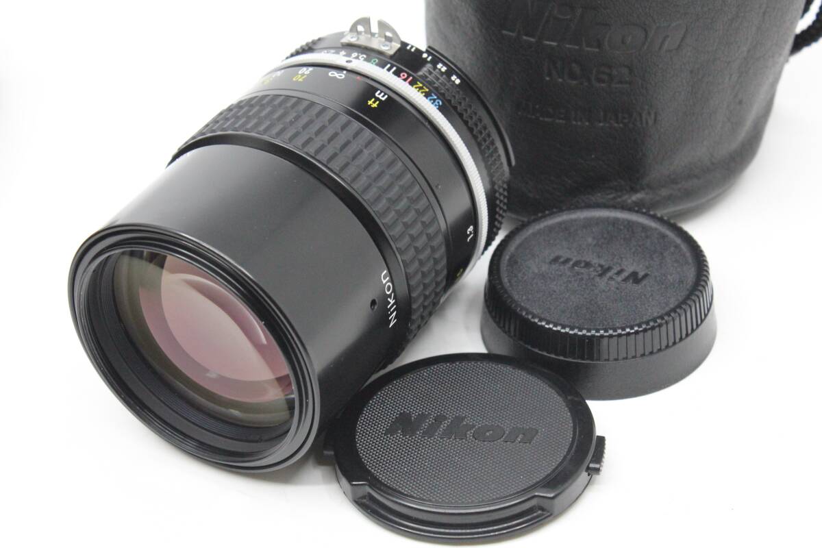 【送料無料１円／超美品】 ニコン Nikon Ai NIKKOR 135mm F2.8 中望遠 単焦点 ポーチ No.62 MT4272_画像1