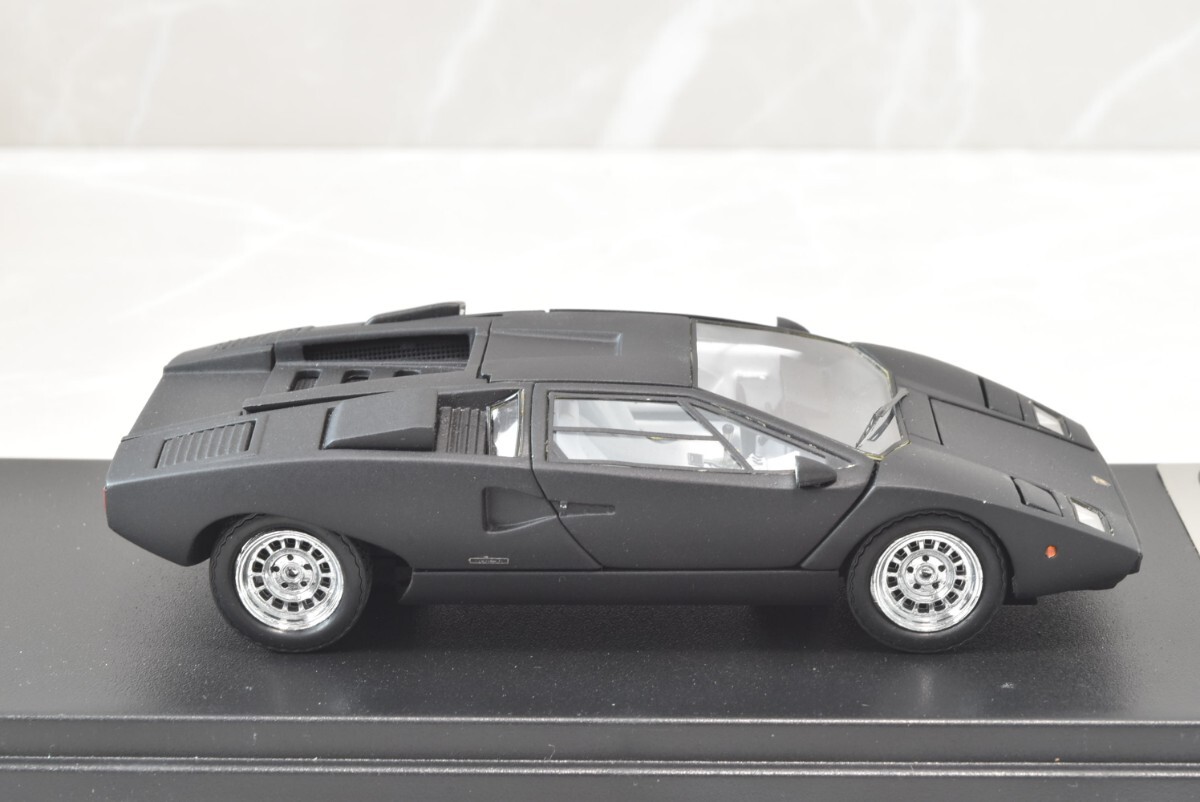 MR collection 1/43 Lamborghini counter kLP400 mat black door opening and closing type Kyosho 