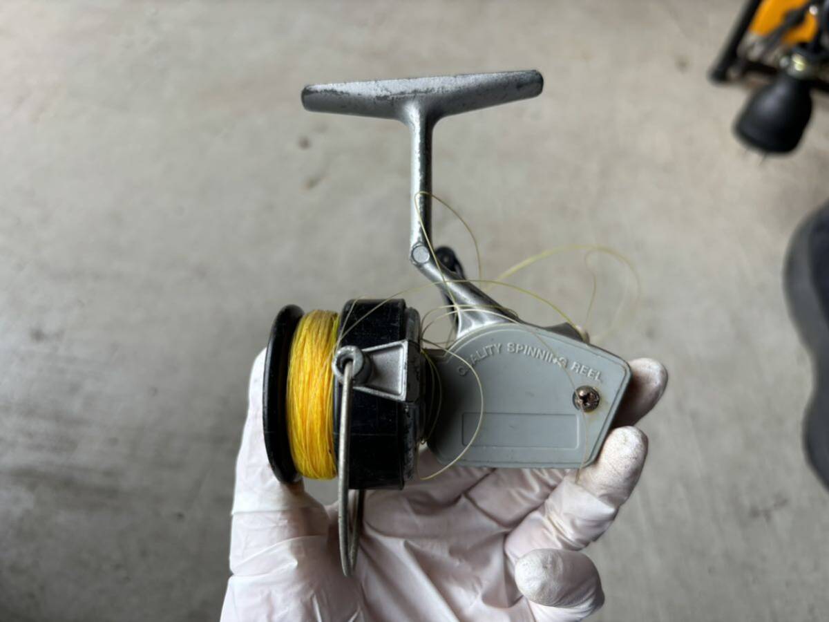 ◎ QUALITY SPINNING REEL リール 釣り ヴィンテージ _画像2