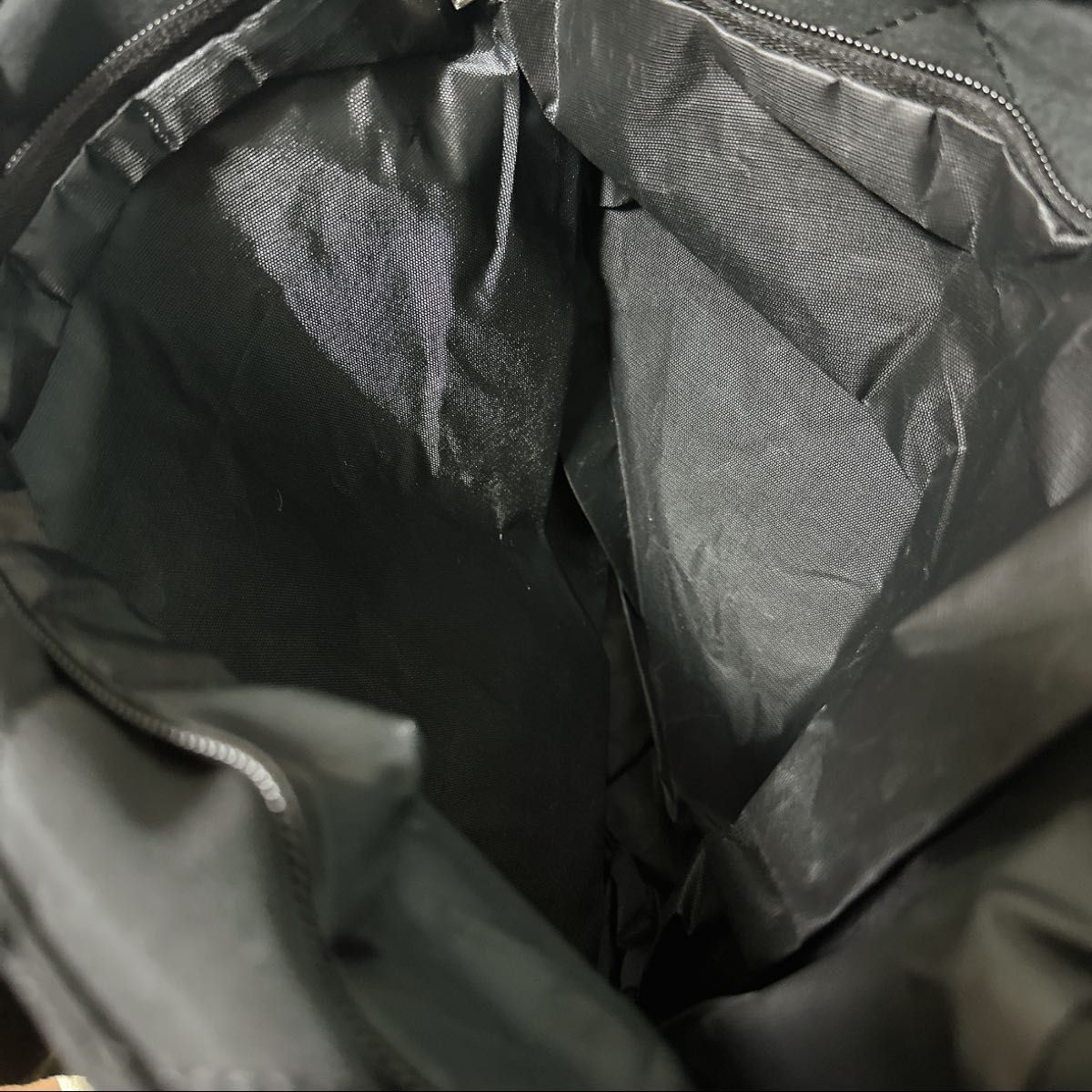 ブラック　キルティングバッグ　トートバッグ　ショルダーバッグ　2way 柔らかい　通勤　通学　マザーズバッグ　A4サイズ