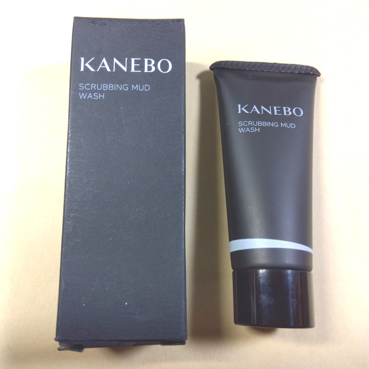 KANEBO カネボウ 洗顔料 スクラビングマッドウォッシュ20g