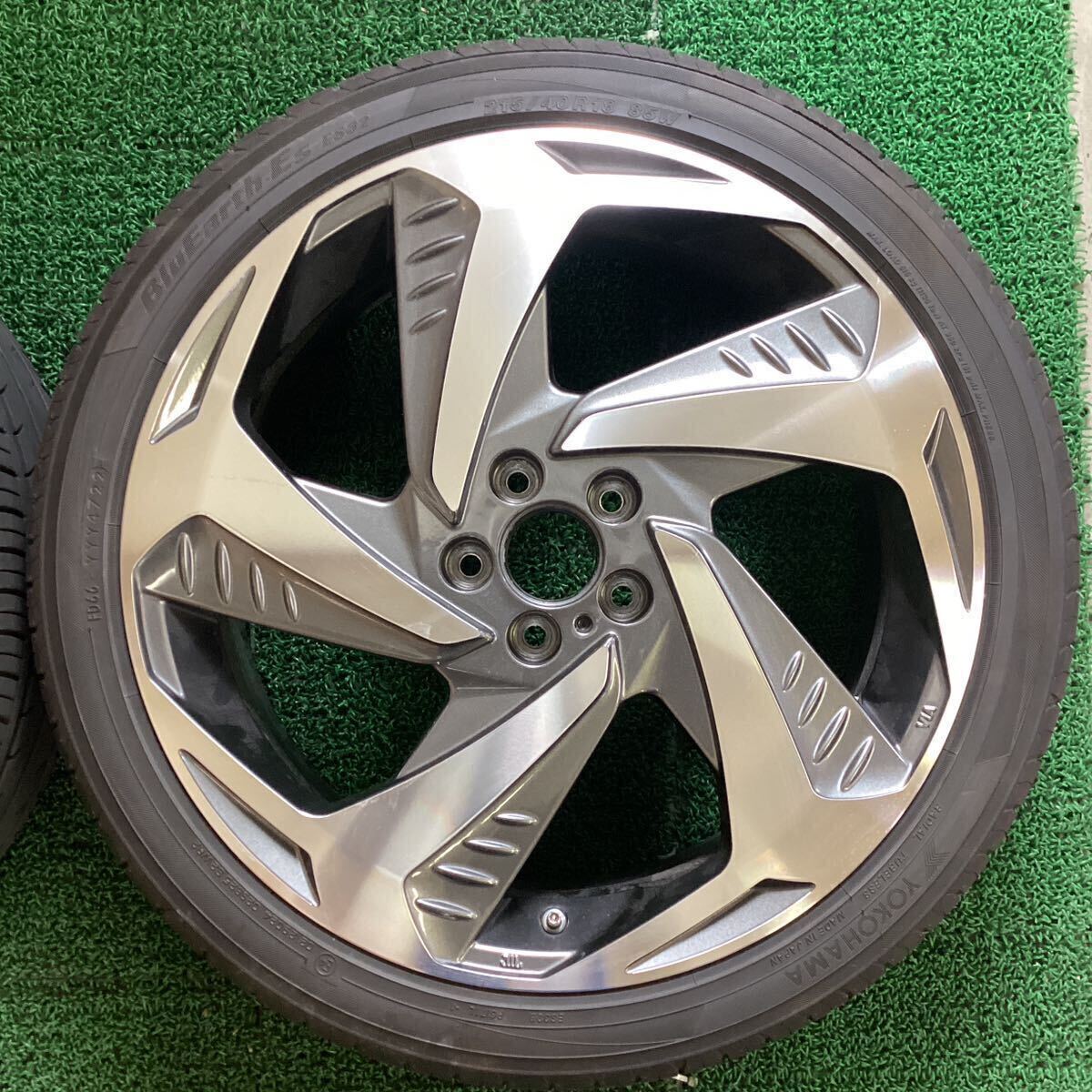 トヨタ プリウス モデリスタ純正アルミセット 18×7J+45 100-5H 中古品2本の画像3