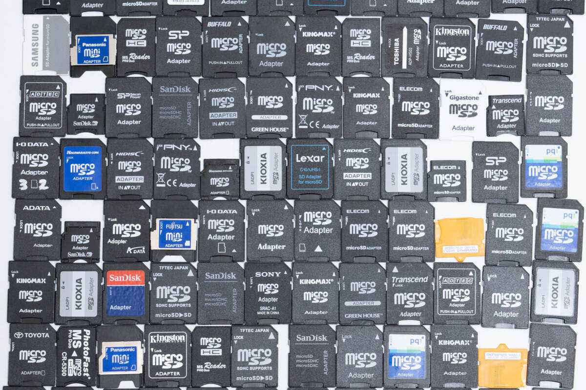 #96 microSDカード マイクロSDカード アダプター 合計900枚以上 デジカメ ガラケー 携帯 スマホ ジャンク 大量 現状品 まとめの画像7
