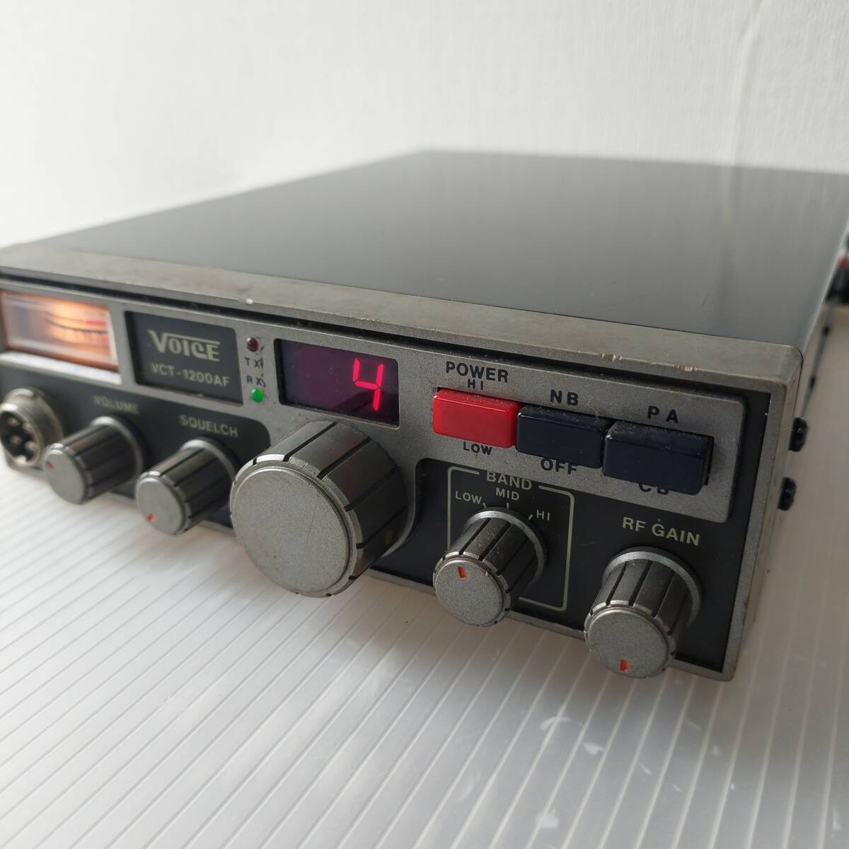 お宝品！ ボイスVCT-1200AF 26～27Mhz CB無線機！ ジャンク品 NASA 28Mhz カルメン オーフナの画像2