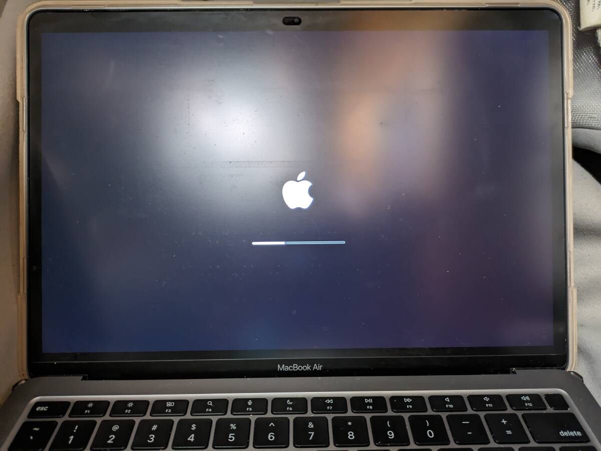 MacBookAir M1 8GB/256GB USキーボード 美品_画像2