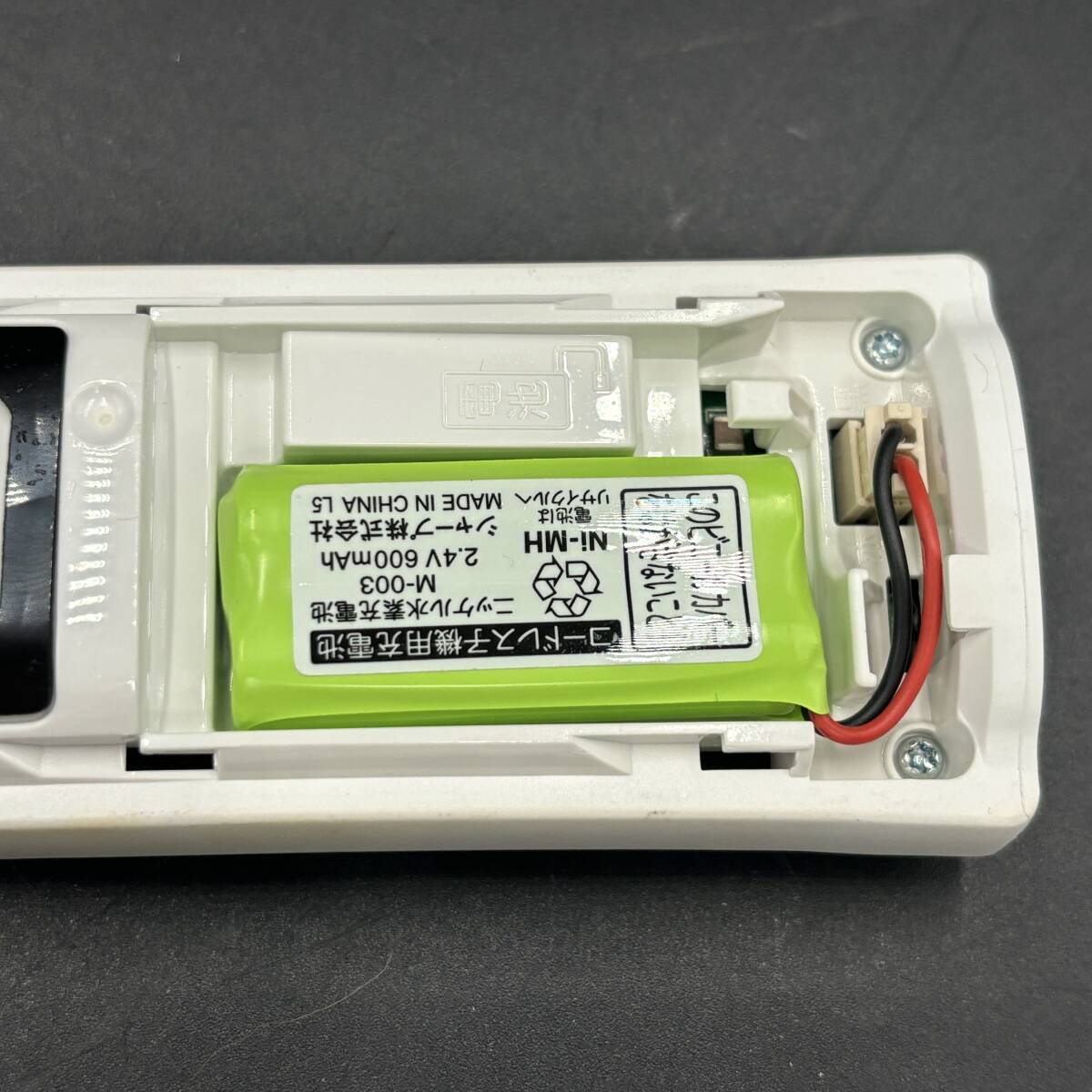 SHARP/シャープ デジタルコードレス電話機 受話器のみ 電話機 バッテリー残量不明 現状品 JD-KS111の画像3