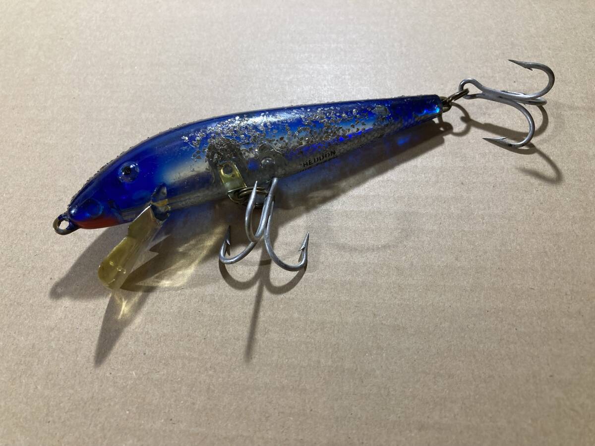 オールド ヘドン ビッグ タイガー BL レア Heddon Big Tiger / スミス バルサ50 ズイール ハトリーズ 道楽 abu ラパラ ボーマー レーベル_白い光の反射(照明)や影が写り込んでいます