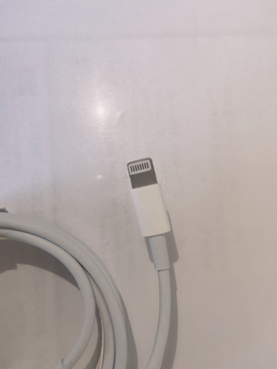 iPhone充電器ライトニングケーブルお得2m ｘ1本(箱入り）＋1mｘ3本(袋入り) 品質保証