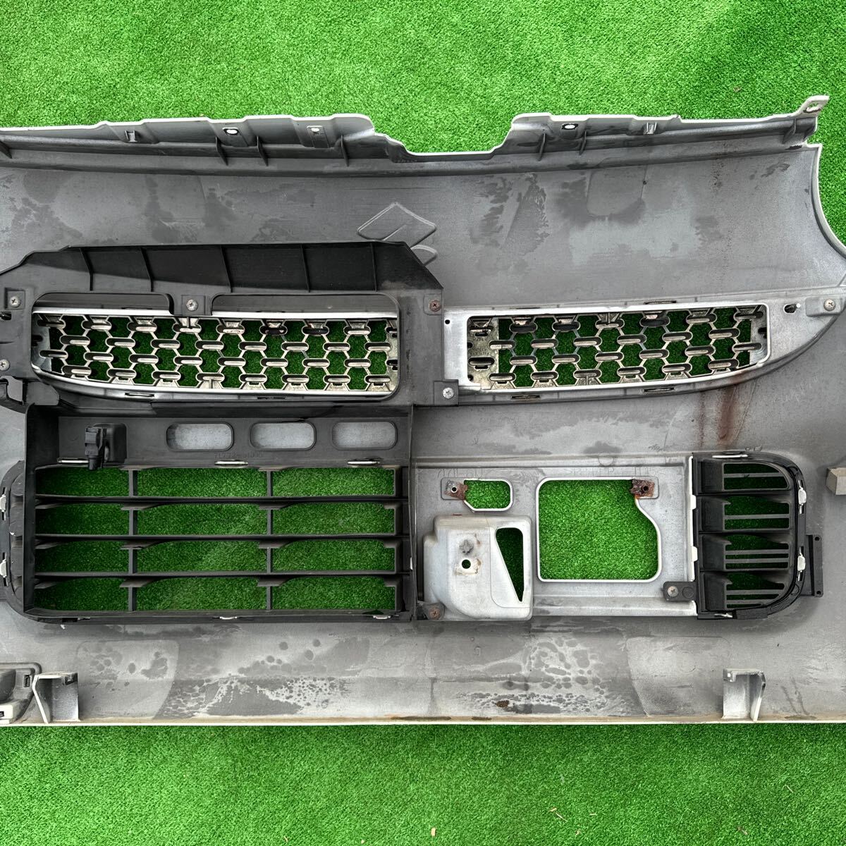 スズキ　MRワゴン　MF22S 純正　フロントバンパー　71711-81J カラー:Z7T _画像8