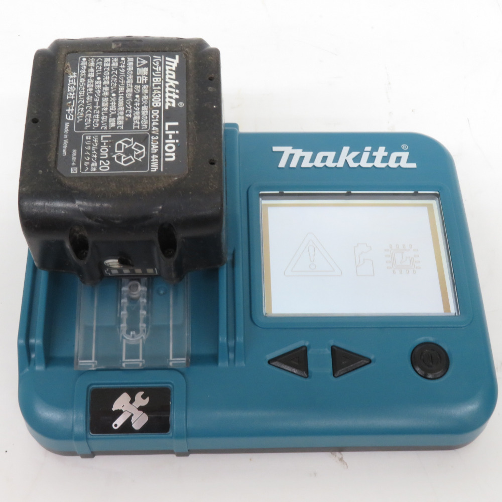 makita マキタ 14.4V 3.0Ah Li-ionバッテリ 残量表示付 充電回数122回 BL1430B A-60698 中古_画像8