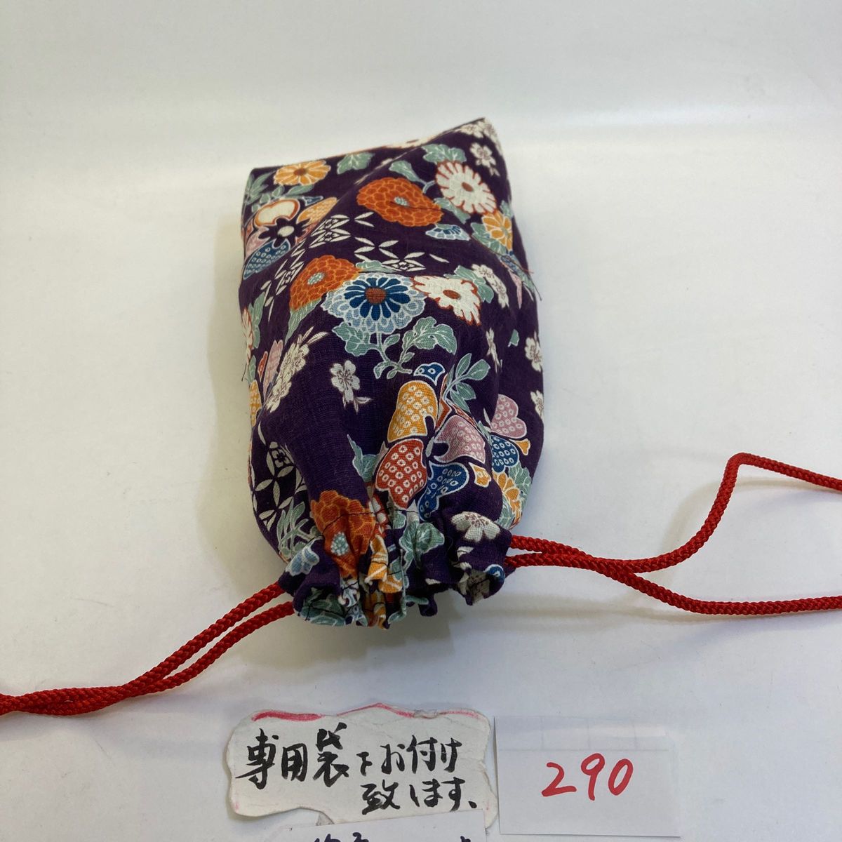 線香筒:畳は市松グリーン、綺麗な花柄のお線香筒No.290