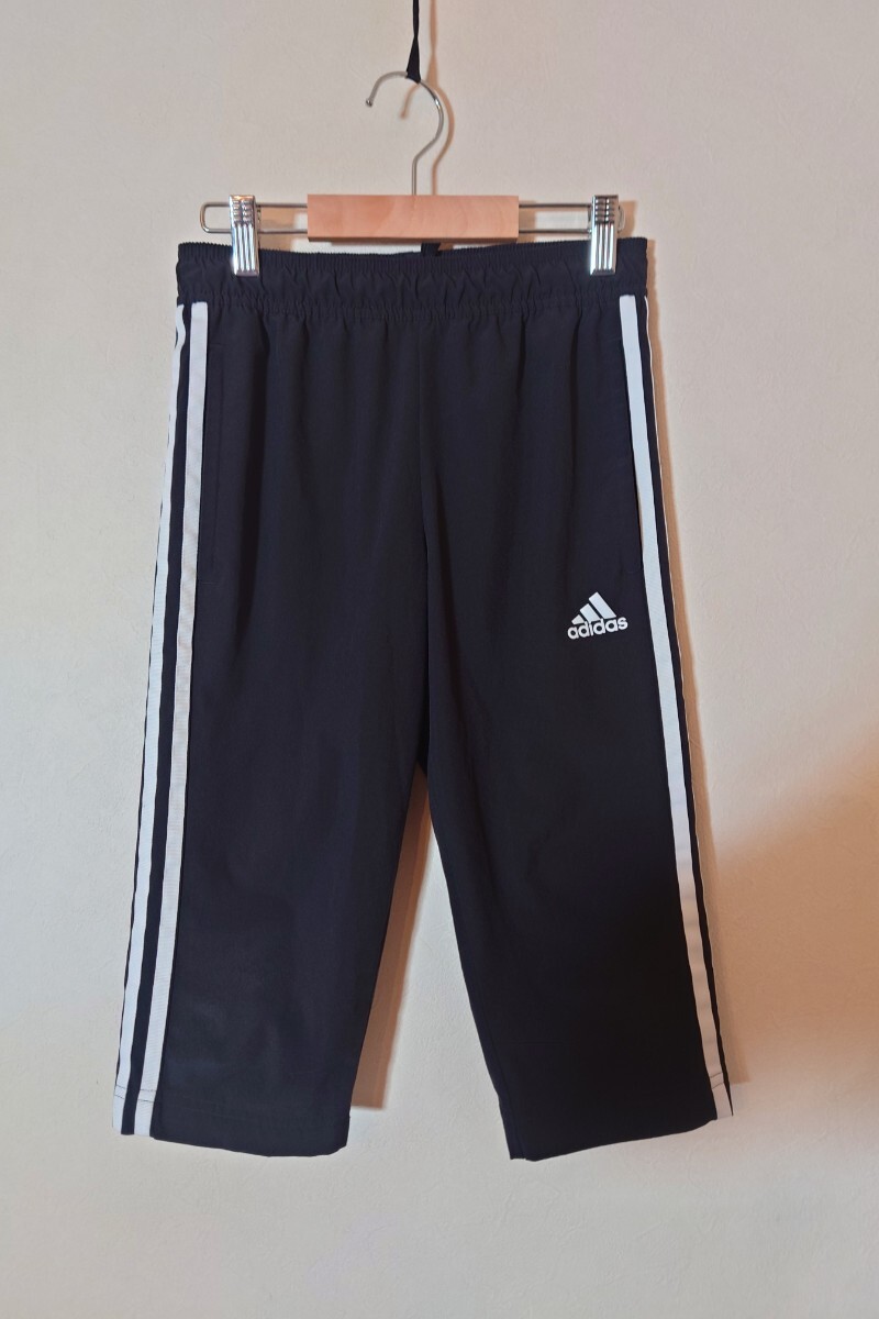 adidas アディダス キッズ用 クウォーターパンツ ナイロンパンツ 150cmサイズ ハーフパンツ 子供用 男の子 男子 通学服_画像2