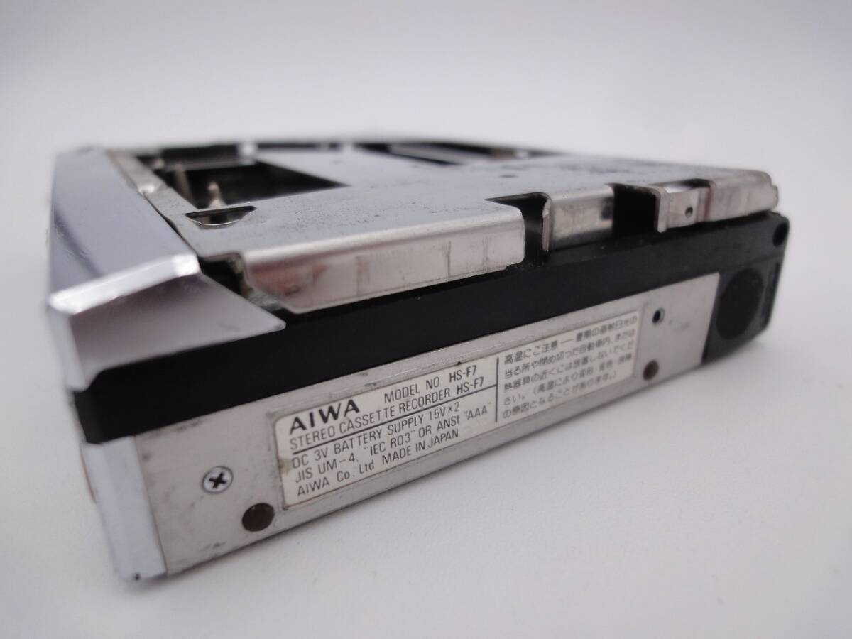 【1円スタート】 AIWA カセットボーイ HS-F7 シルバー CassetteBoy ジャンク品 破損箇所あり 部品取りなど アイワ カセットプレーヤーの画像5
