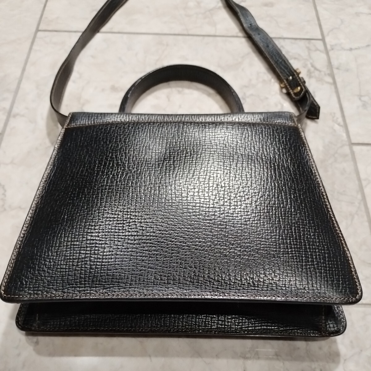  Loewe [LOEWE]{ Barcelona } Vintage 2 WAY серый n машина f кожа ручная сумочка ( сумка на плечо ) тиснение Logo черный 