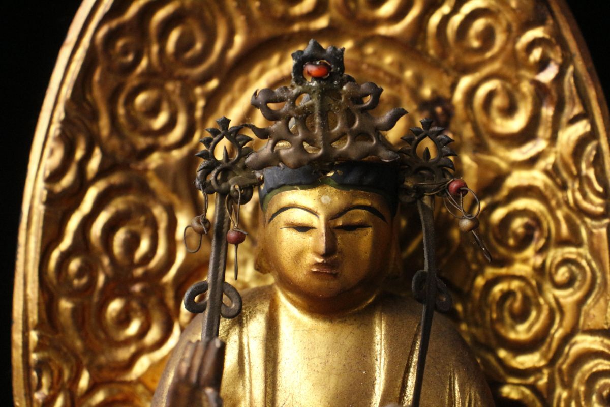 【LIG】仏教美術 木彫金彩色 観音菩薩坐像 27㎝ 仏像 朱塗厨子 寺院収蔵品 [.O]24.3の画像5