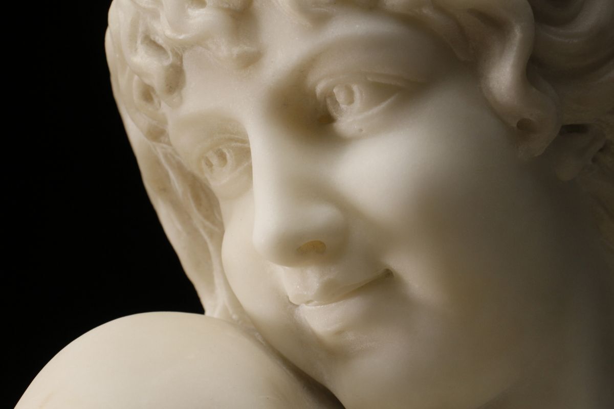 【LIG】19世紀 フランス 大理石彫刻 女性胸像 特大59㎝ 36㎏ 台座付き 美人像 細密彫刻 西洋美術 [.WIY]23.5の画像4