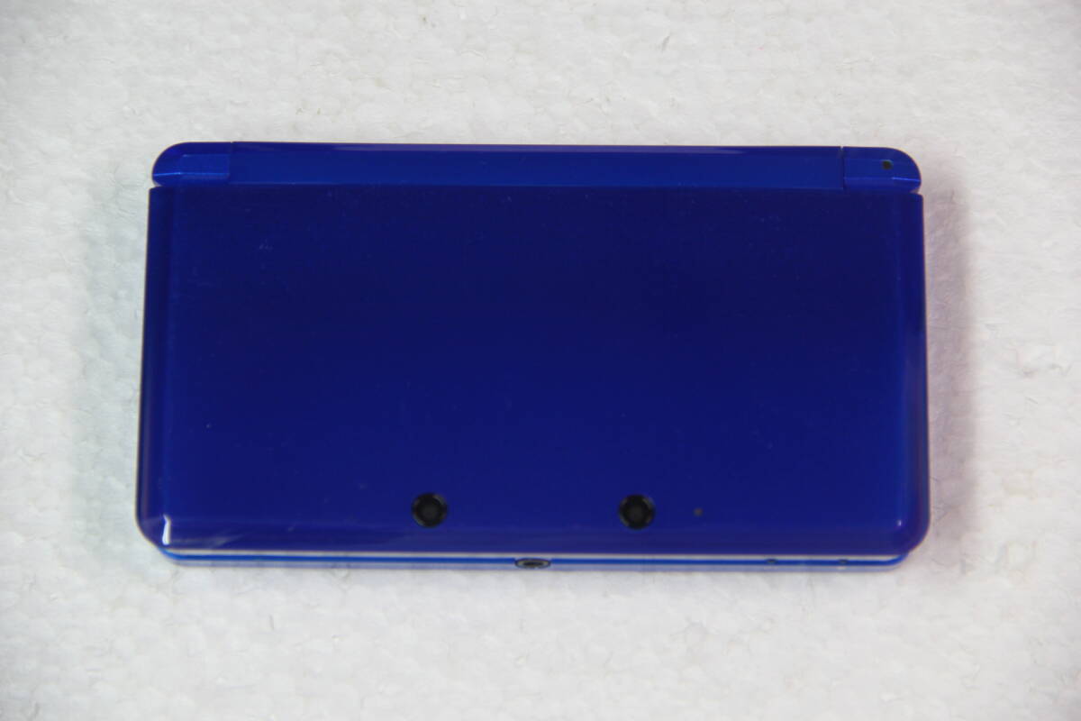 ニンテンドー3DS本体 コバルトブルー 2GBメモリカード付属の画像1