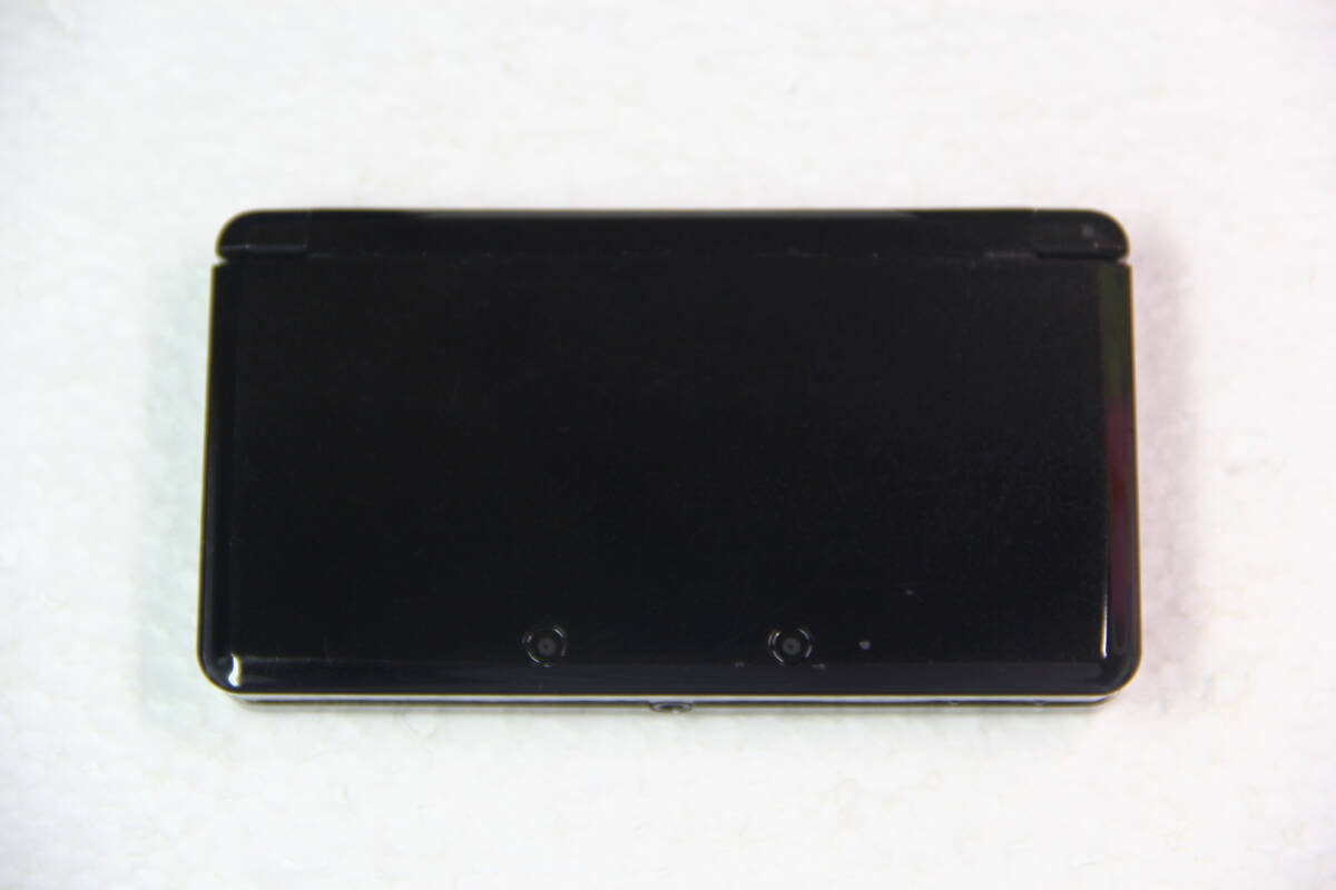 ニンテンドー3DS本体 ブラック 2GBメモリカード付属_画像1