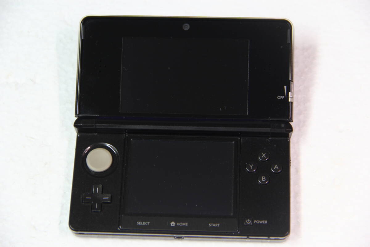 ニンテンドー3DS本体 ブラック 2GBメモリカード付属_画像5