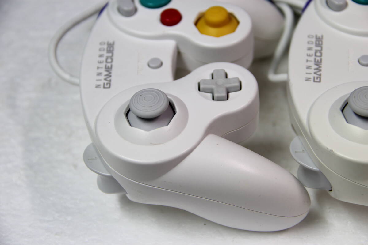  Nintendo Game Cube controller together 2 piece set white DOL-003