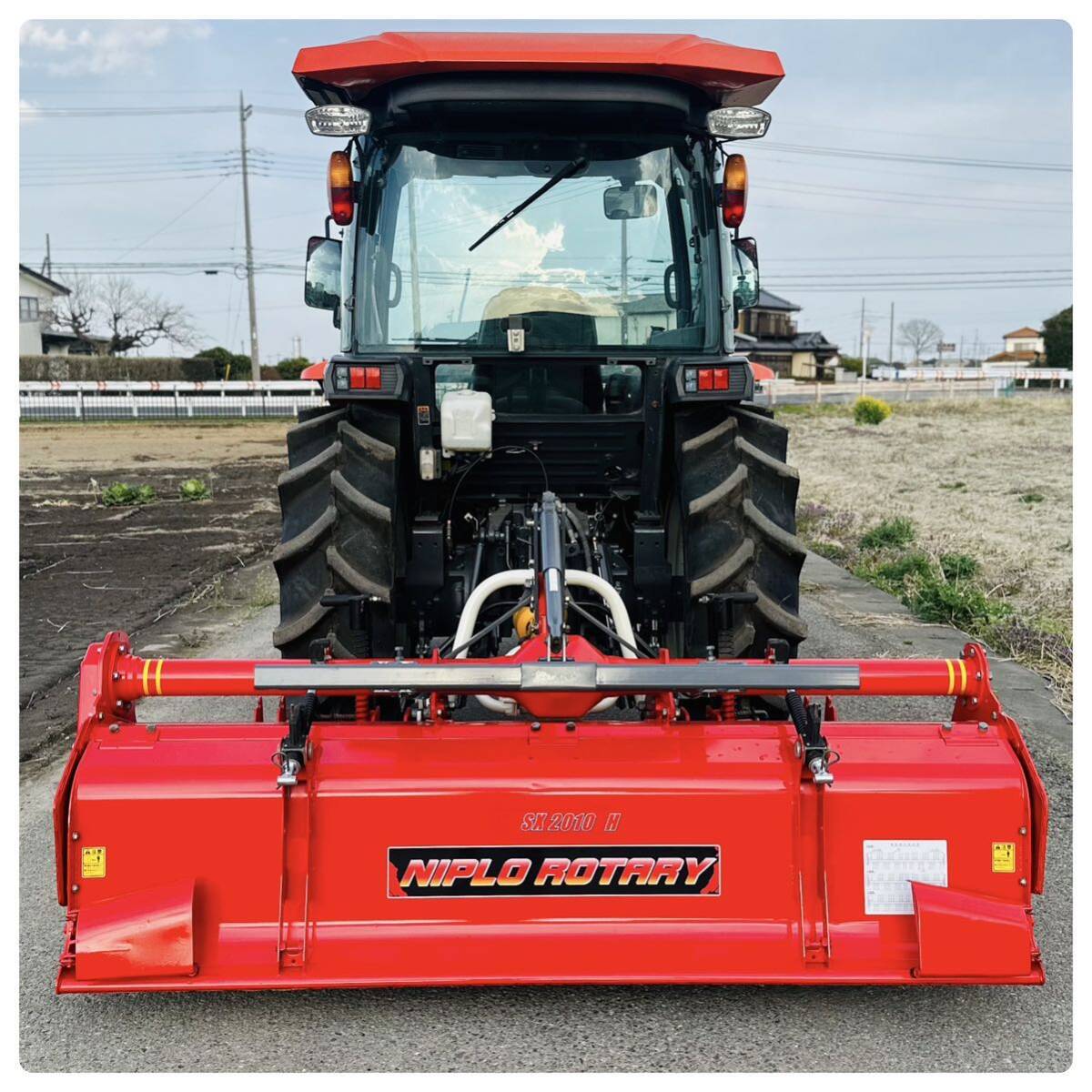 ** Kubota tractor ** SL 54**54 horse power ** period of use 551h ** wide cabin ** high speed ** Nipro rotary SX 2010H attaching **