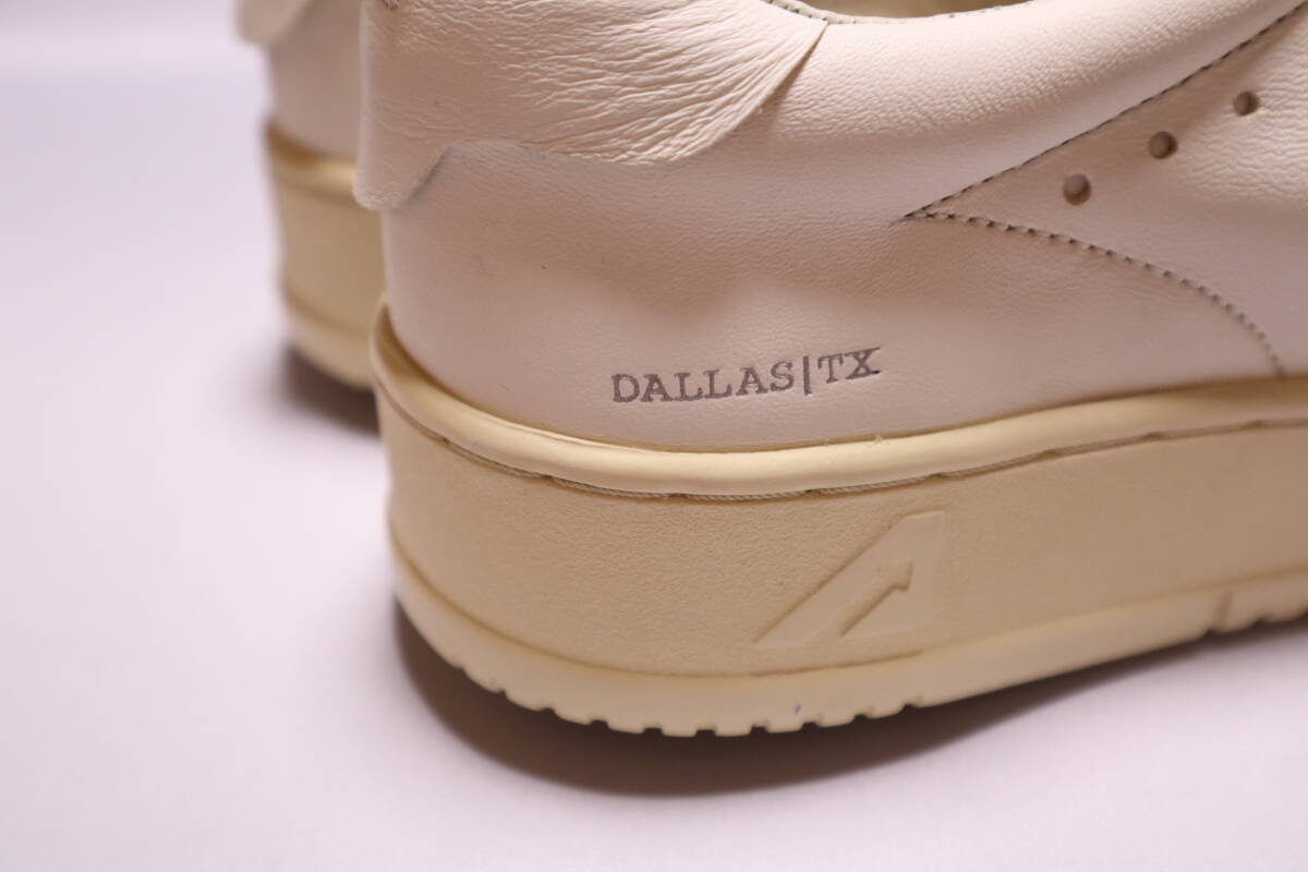 ★定価3.6万円★未使用品（サンプル品）★オートリー　AUTRY ★ DALLAS ★size42 ②