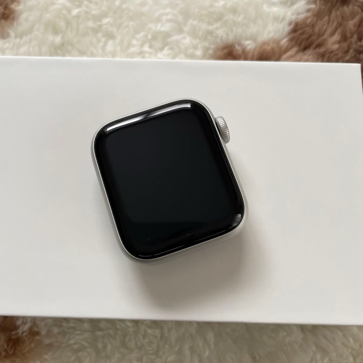 【美品】アップルウォッチ　Apple Watch SE GPSモデル 40mm
