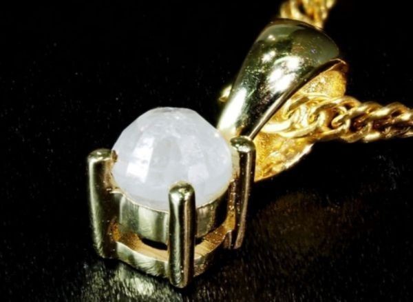 【格安】ダイヤモンド ネックレス K18YG 18金 高級仕上げ 高品質 プレゼント 希少カット 2211の画像1