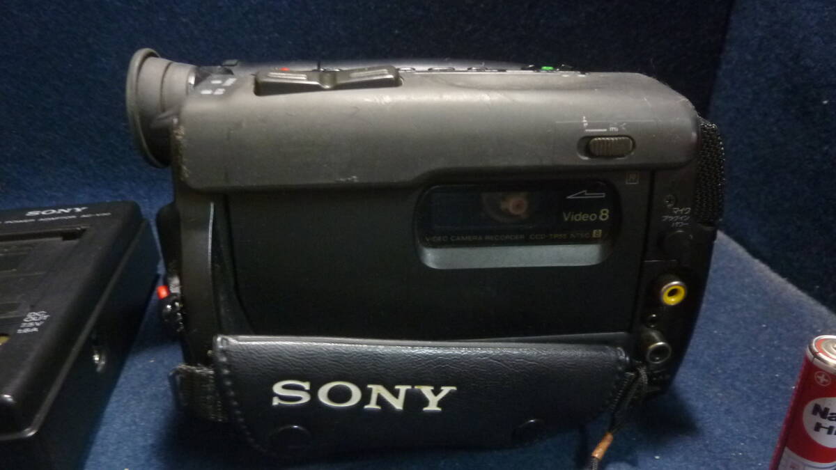 中古.未整備！SONY.Handycam,CCD-TR55,ビデオカメラ,動作未確認ジャンクで_画像4