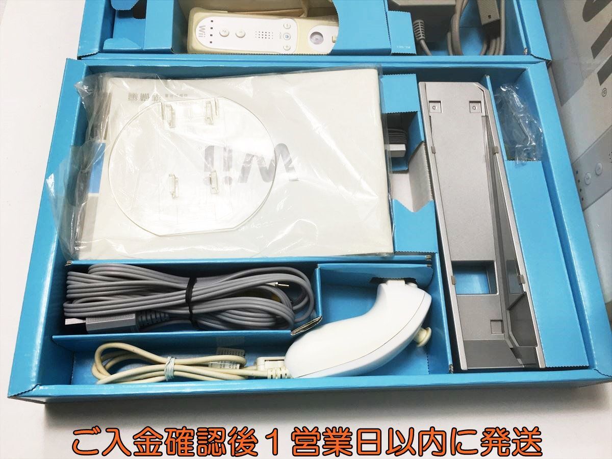 【1円】任天堂 ニンテンドー Wii 本体 周辺機器 セット リモコン ヌンチャク ホワイト 白 未検品ジャンク M03-001ek/G4_画像3