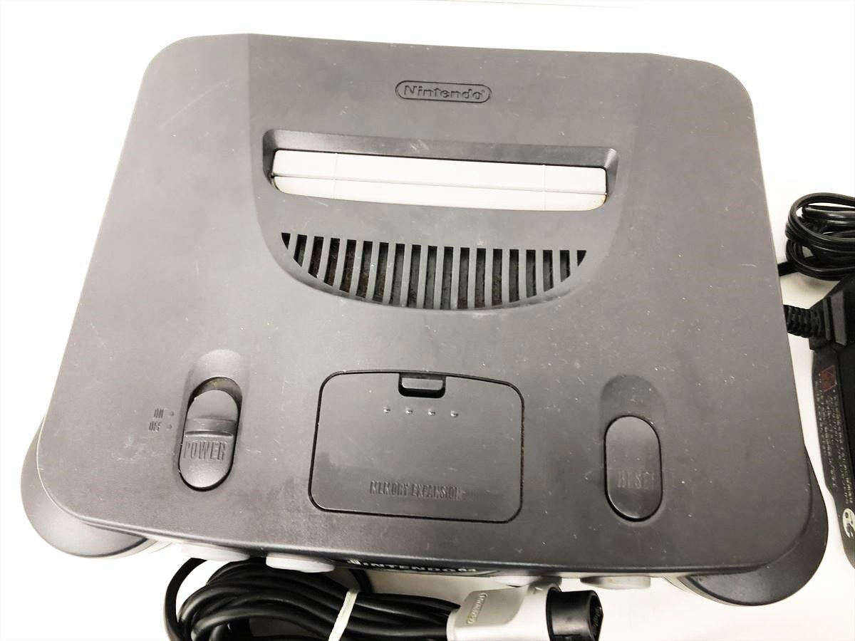 【1円】任天堂 ニンテンドーロクヨン 本体 セット N64 未検品ジャンク コントローラー ACアダプター AVケーブル DC04-084jy/G4の画像4