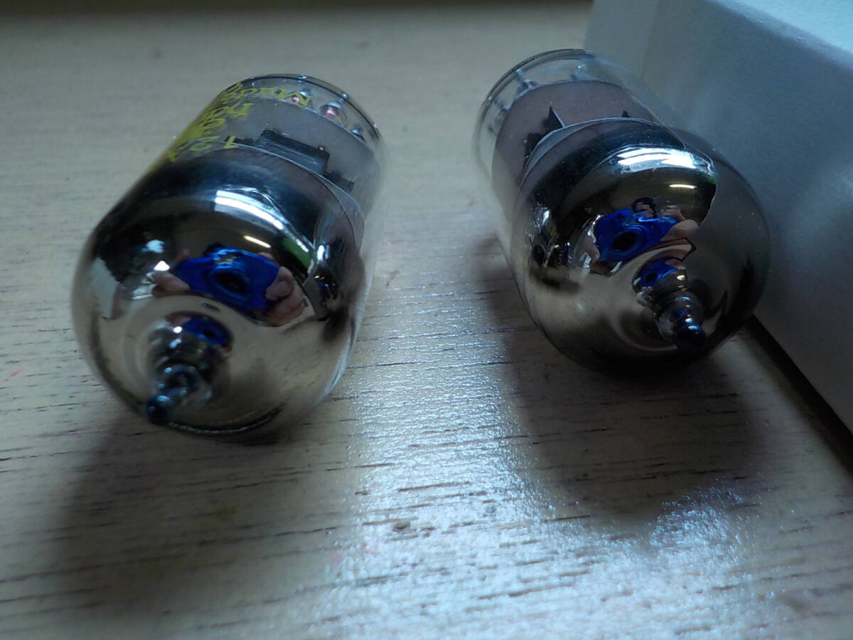 真空管 12AX7 EH erectro harmonix 2個セット おそらく動作品 VACUUMU TUBE TRIODE Made in Russiaの画像5