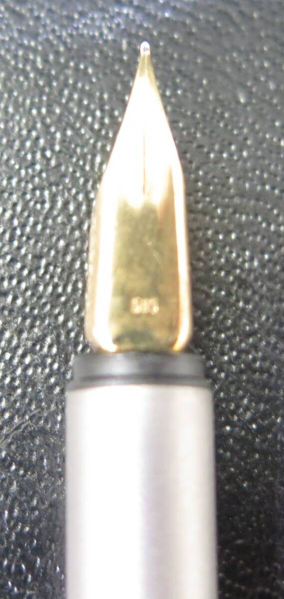 ◆万年筆◆モンブラン ノブレス ペン先 585 EF シルバーカラー×ゴールド 箱付 コンバーター未使用 長期保管品の画像9