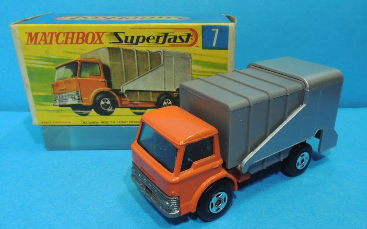 MATCHBOX 7 FORD REFUSE TRUCKの画像1