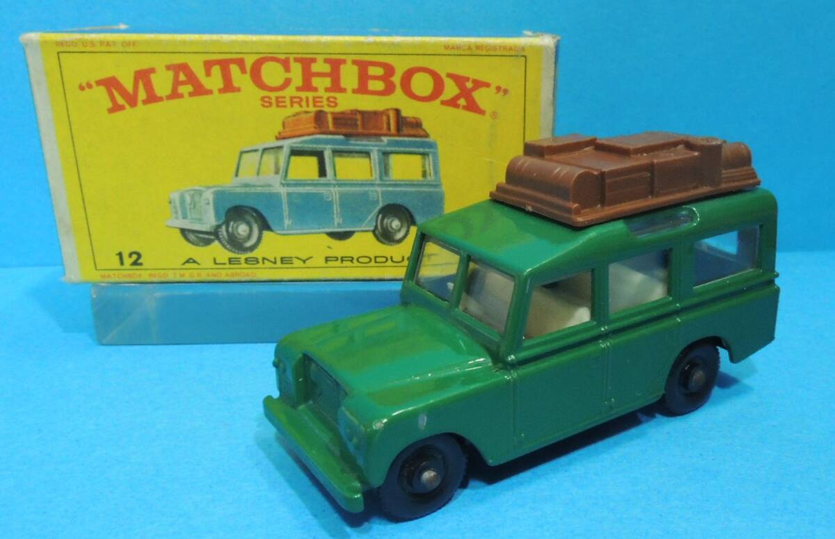 MATCHBOX 12 SAFARI LAND ROVER( hook breaking )