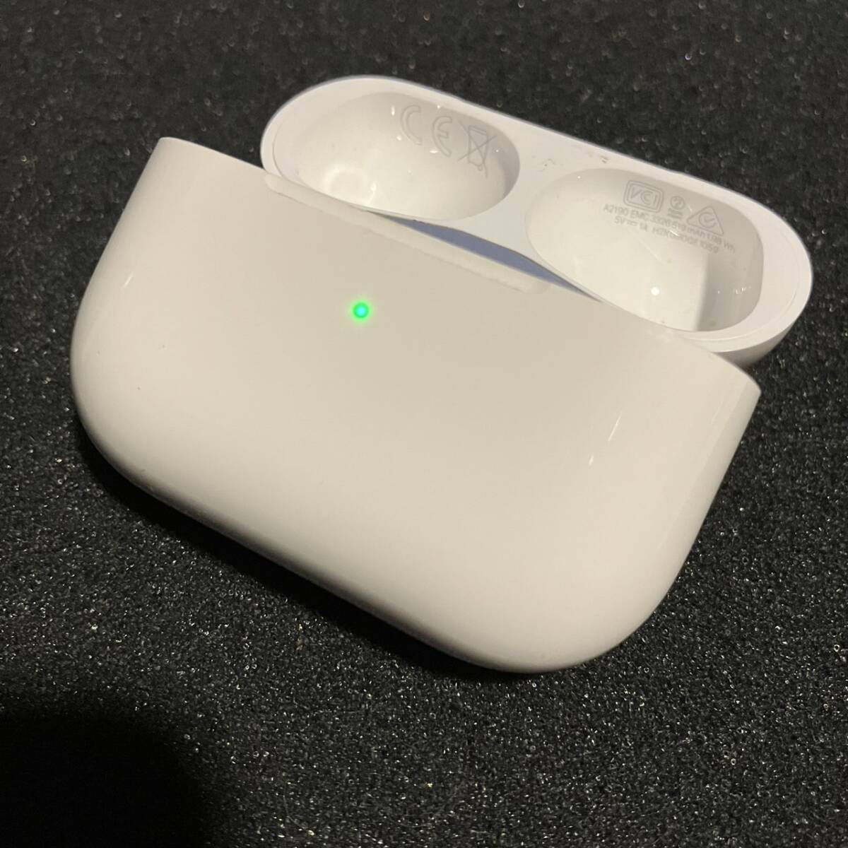 正規品 最安 美品 送料無料 動作確認済み Apple 純正 Air Pods Pro A2083 A2084 A2190 アップル エアーポッズ プロ 本体 MWP22J/A 管理166