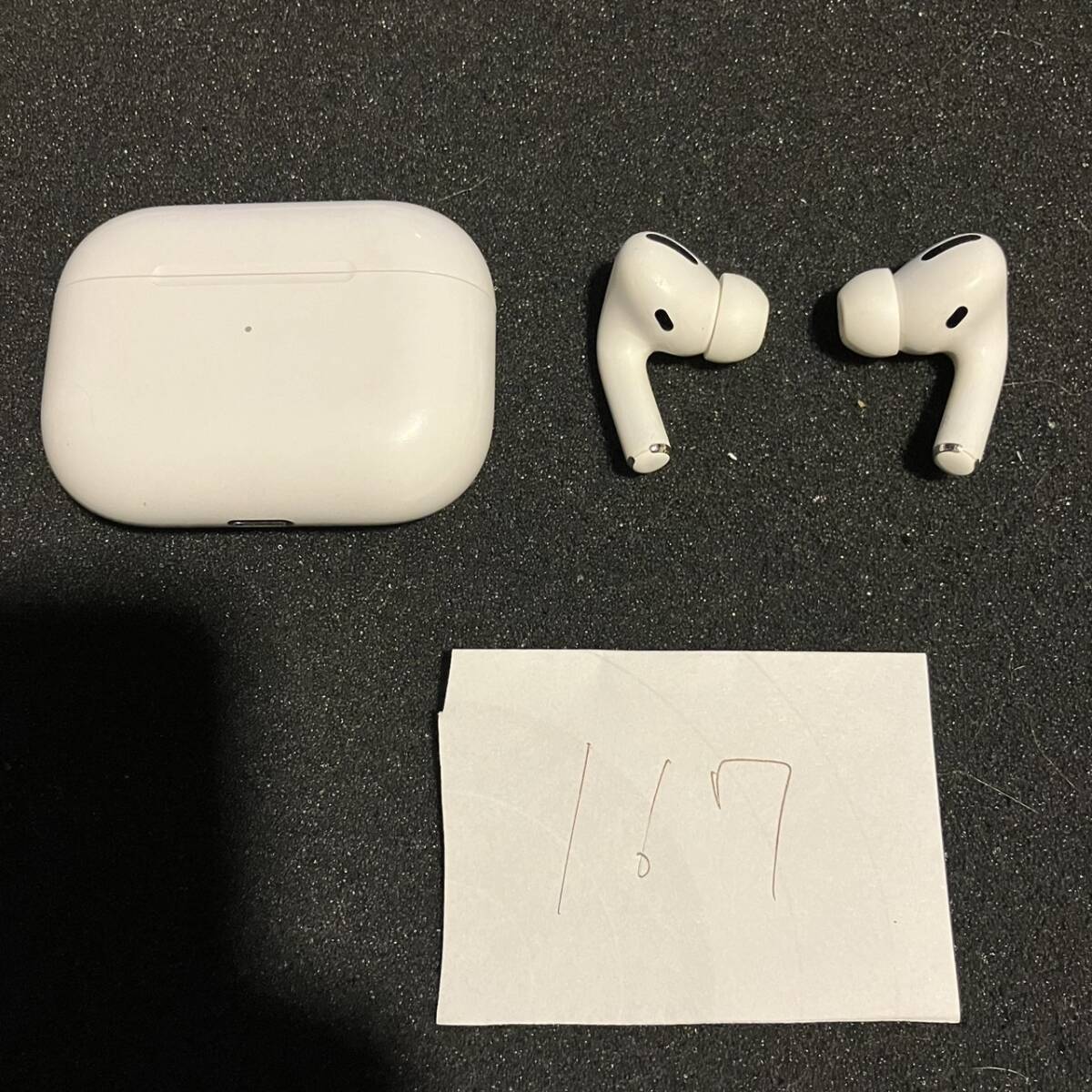 正規品 最安 美品 送料無料 動作確認済み Apple 純正 Air Pods Pro A2083 A2084 A2190 アップル エアーポッズ プロ 本体 MWP22J/A 管理167_画像1