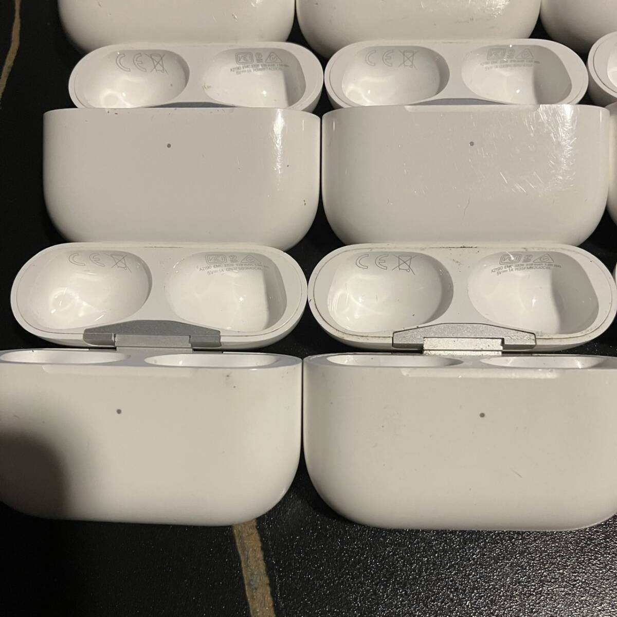 Apple AirPods Pro A2190 アップル エアポッズプロ 充電ケースのみ まとめて 32個セット イヤホンケース 32-3 _画像3