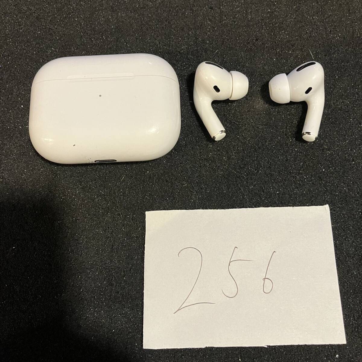 正規品 最安 美品 送料無料 動作確認済み Apple 純正 Air Pods Pro A2083 A2084 A2190 アップル エアーポッズ プロ 本体 MWP22J/A 管理256