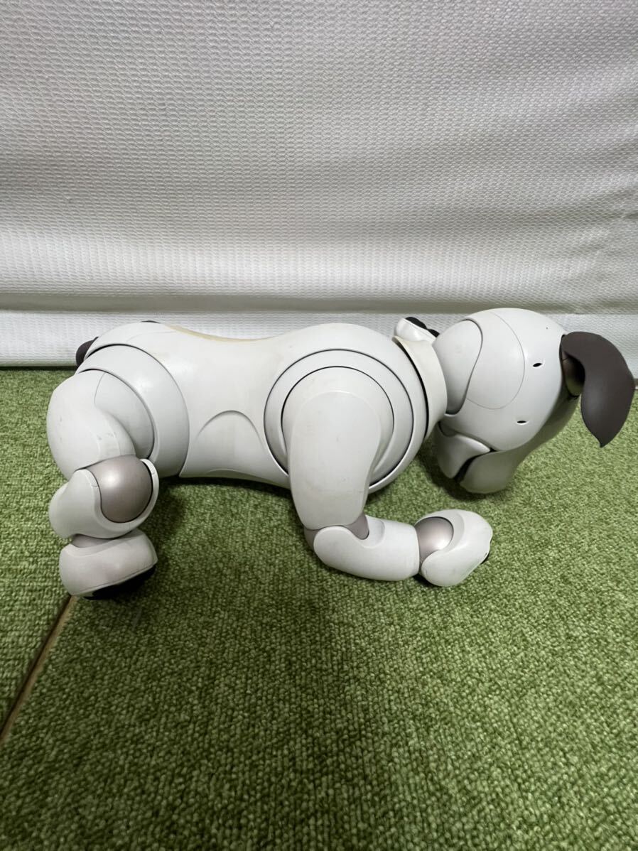 aibo body ERS-1000/W box attaching robot virtual pet 