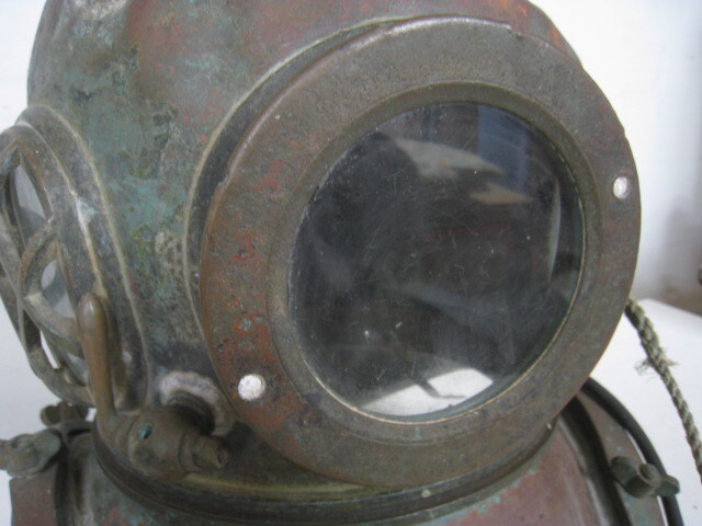 N-610【4-15】◎1 東亜潜水機 潜水ヘルメット 約16kg 潜水帽子 金属製 銅？ 当時物 ダイビング アンティーク インテリア オブジェ ジャンクの画像5