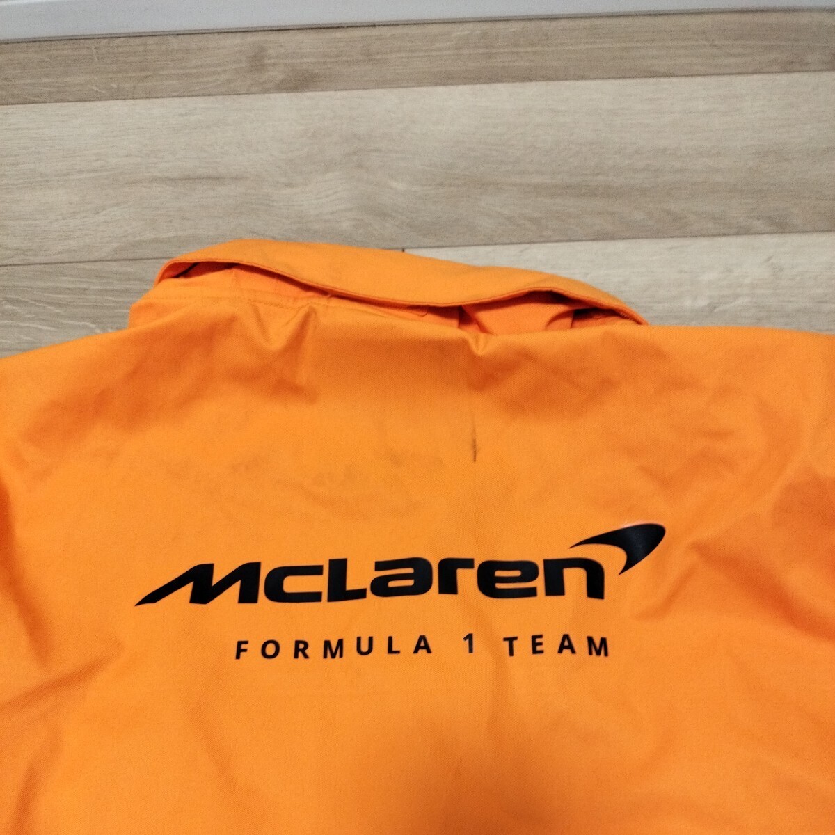2023年 マクラーレンF1 チーム支給品 防水ライトジャケットジャケット XLサイズ 日本2XL相当 非売品 ノリス ピアストリ 日本GP CASTORE_画像6