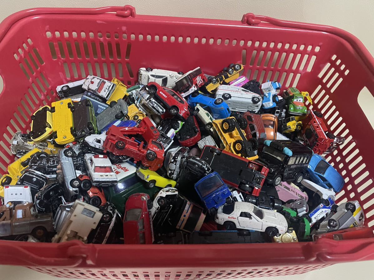 Yahoo!オークション - TOMICA トミカ ミニカー などまとめて 280台 Yahoo!オークション - TOMICA トミカ ミニカー などまとめて 280台