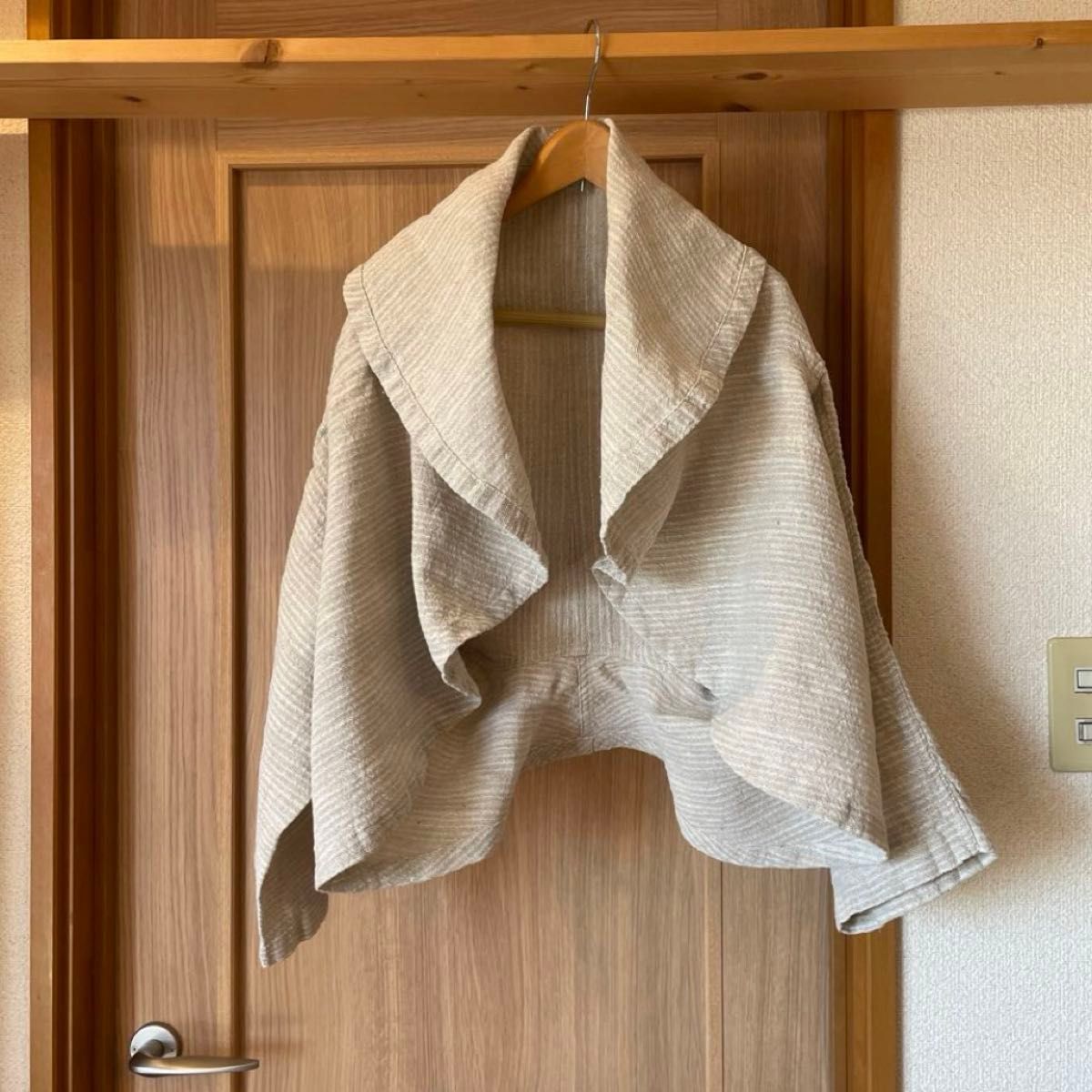 美品 うさとの服 麻綿 羽織 上下ジャケット 草木染 生成 usaato 美品 うさとの服 麻綿 羽織 上下ジャケット 草木染 生成 usaato