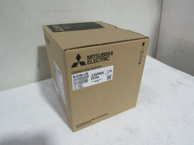 MITSUBISHI 三菱電機 インバータ FR-D710W-0.75K 未使用品と思われます。_画像1