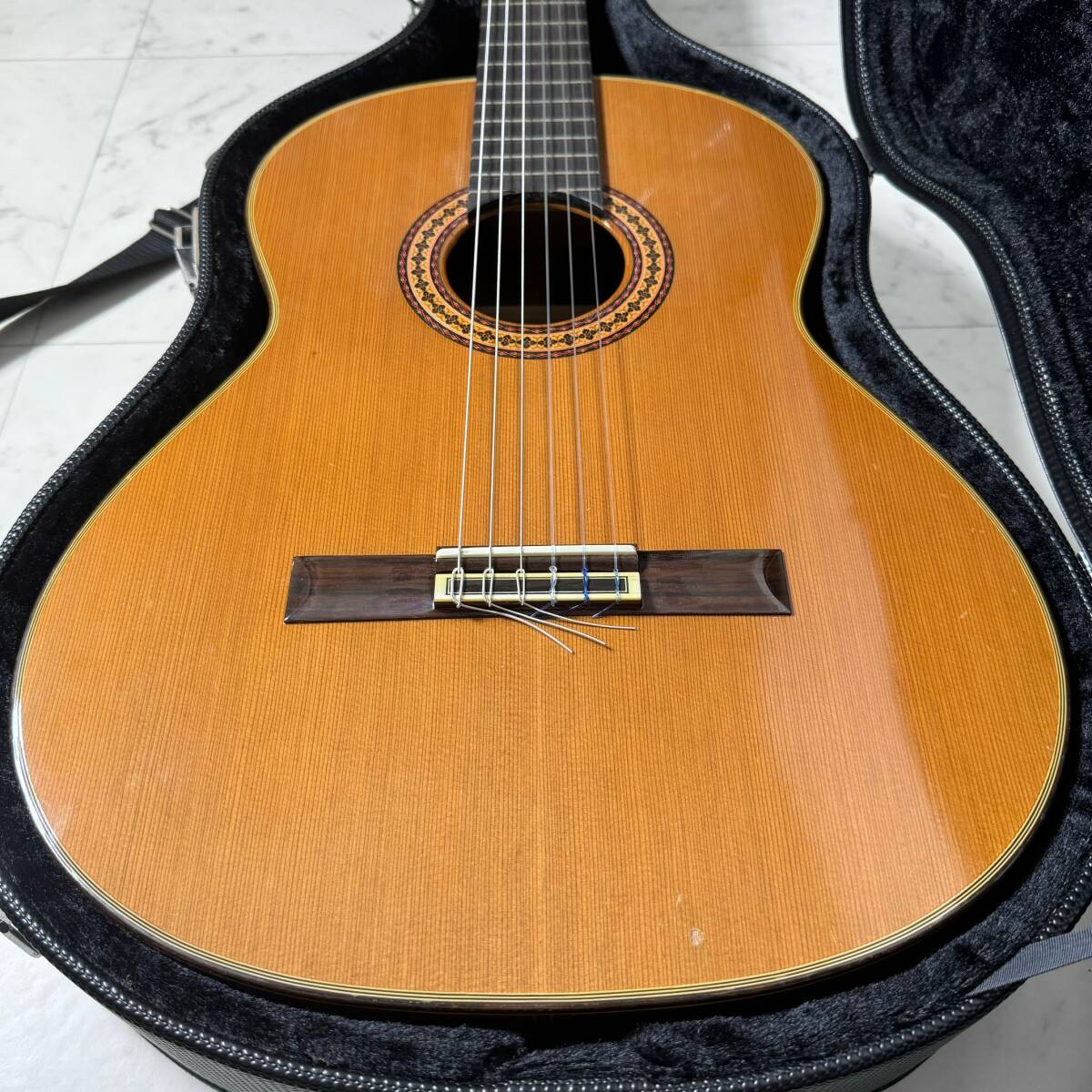 美品 RYOJI MATSUOKA 松岡良治 クラシックギター M60 LUTHIER 日本製 ハードケース 付属品付の画像5