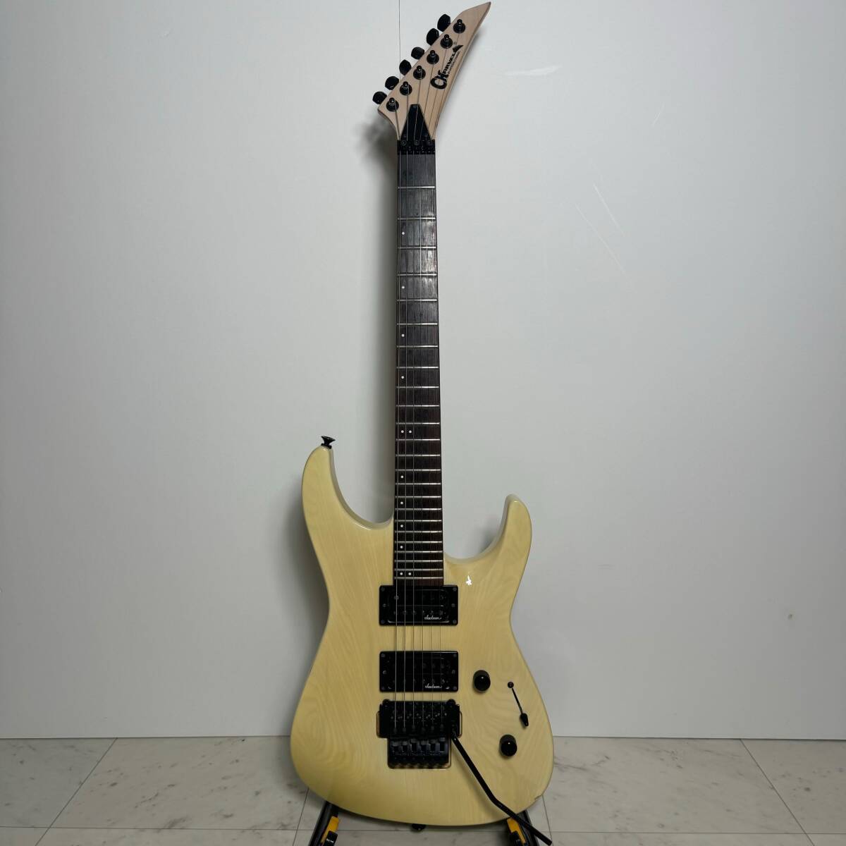 日本製 CHARVEL BY JACKSON Dinky Floyd Rose 搭載 シャーベル by ジャクソン アーム付_画像2